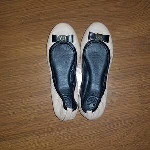 Tory Burch bow ballet flat